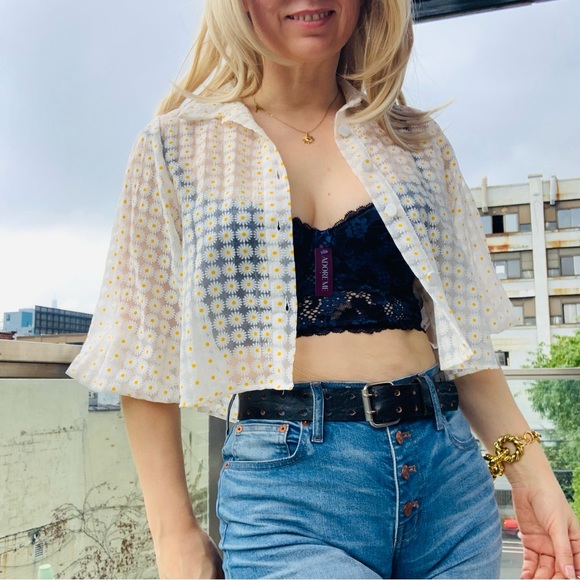 Zara Daisies Balloon Lantern 3/4 Sleeves Crop Top - Picture 11 of 16